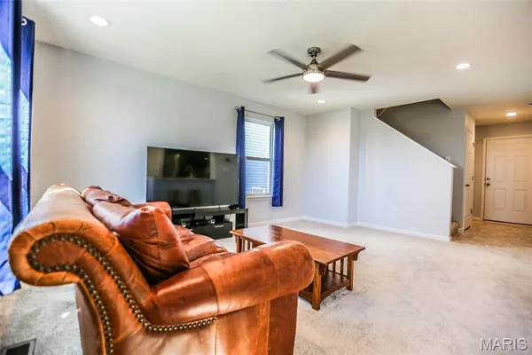 $269,900 | 1056 Vardon Mdws Drive, Union, MO 63084