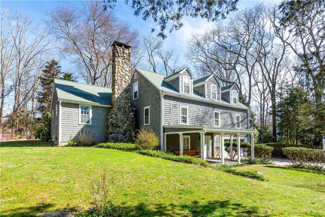155 Howland Road East Greenwich, RI 02818 - Photo 1 of 37 Gallery Image 1