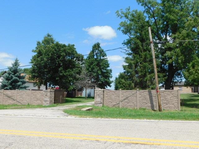 3976 Rotary Road Rockford, IL 61109 - Photo 2 of 34