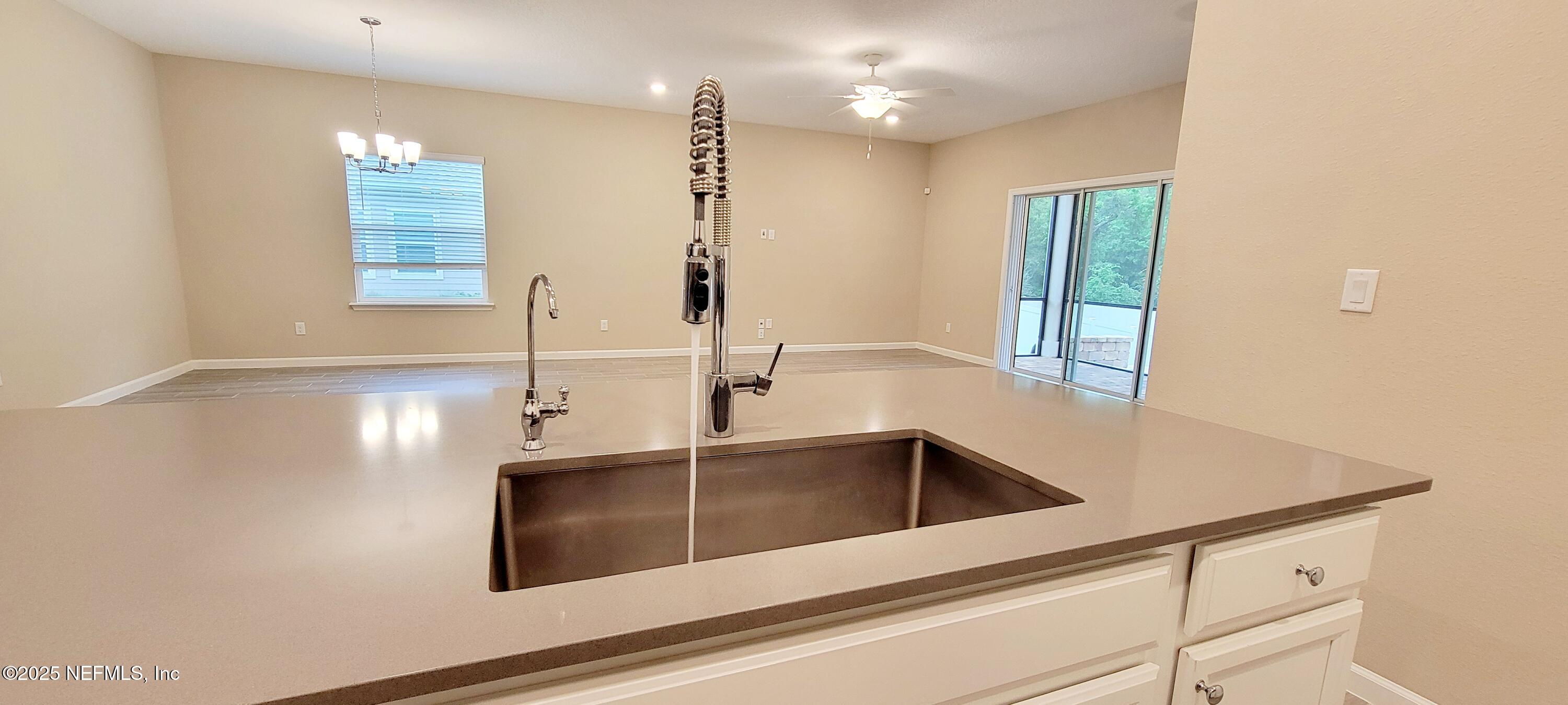 859 Brown Bear Run St. Johns, FL 32259 - Photo 13 of 30 20250330_105754