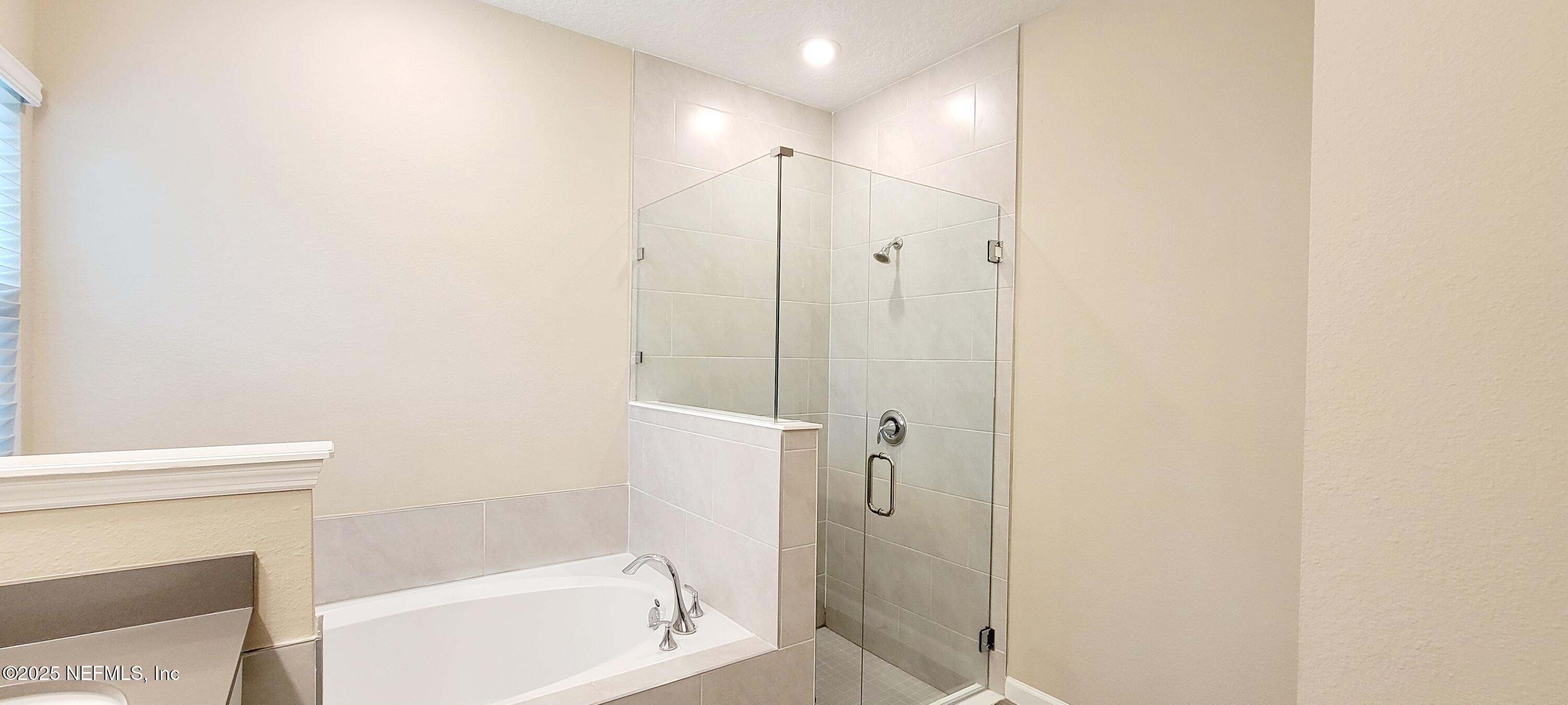 859 Brown Bear Run St. Johns, FL 32259 - Photo 17 of 30 20250330_105028