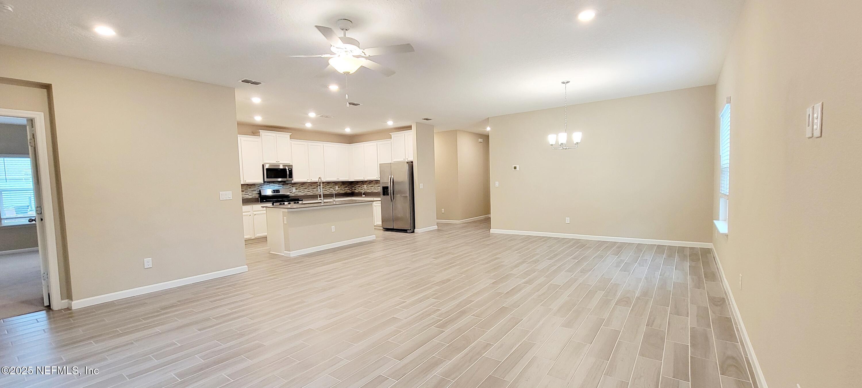 859 Brown Bear Run St. Johns, FL 32259 - Photo 4 of 30 20250330_104946