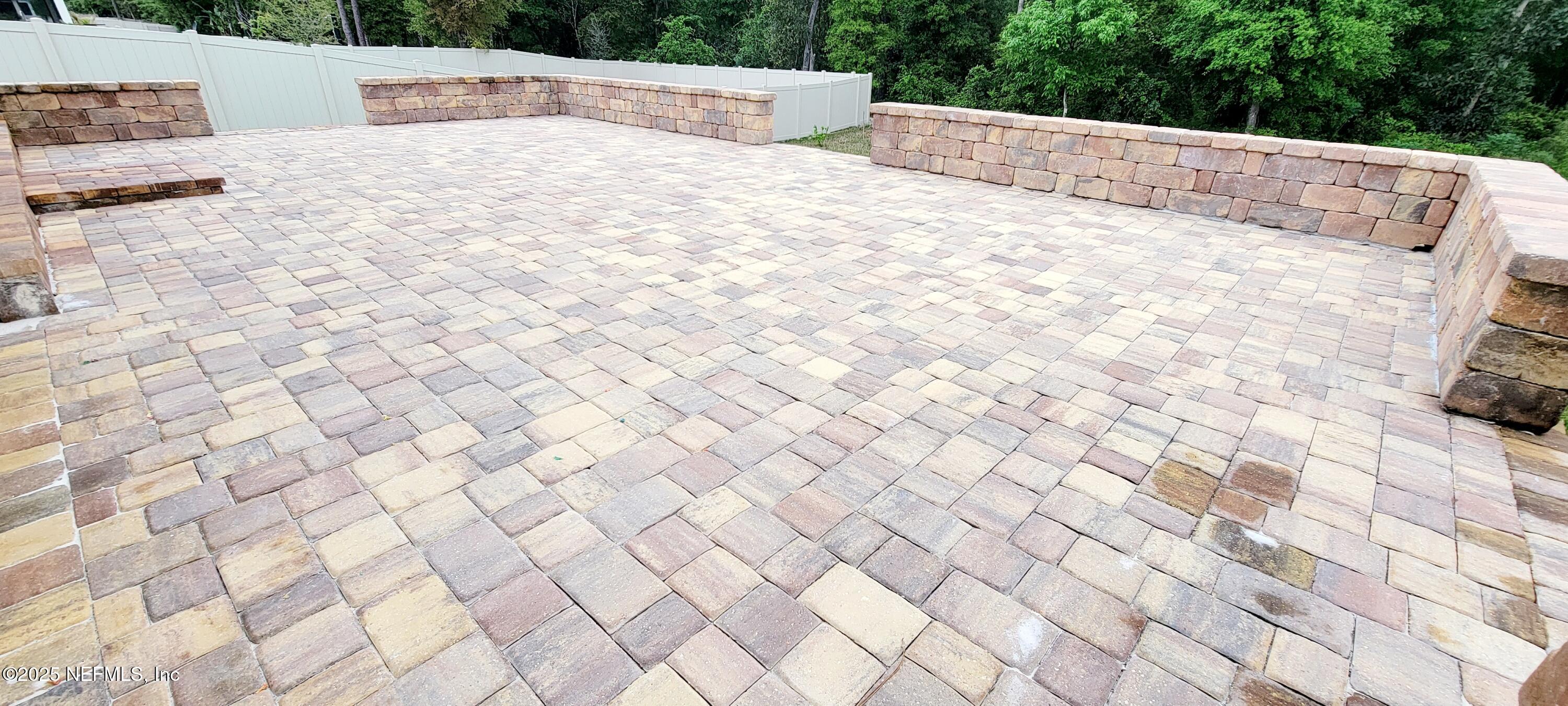 859 Brown Bear Run St. Johns, FL 32259 - Photo 6 of 30 20250330_105603