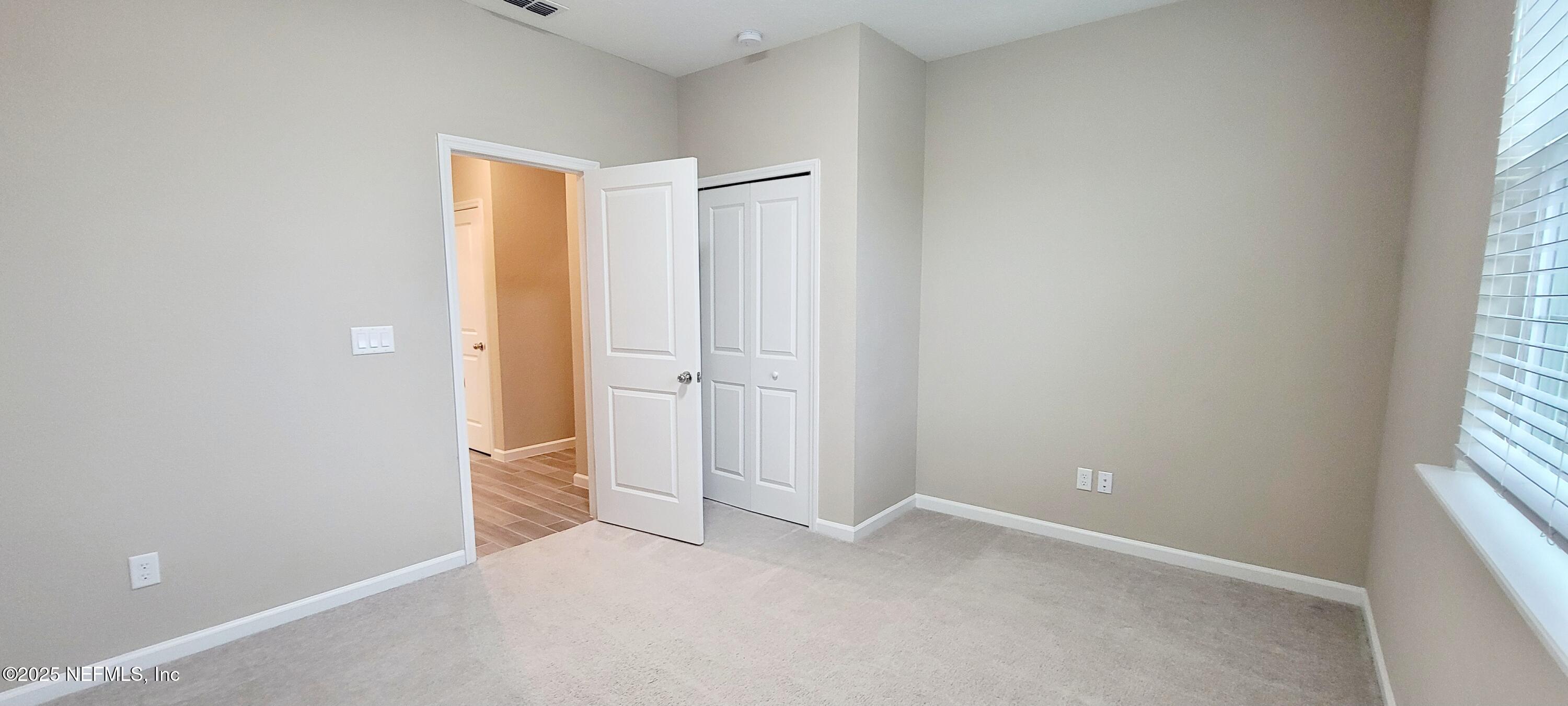 859 Brown Bear Run St. Johns, FL 32259 - Photo 7 of 30 20250330_104808