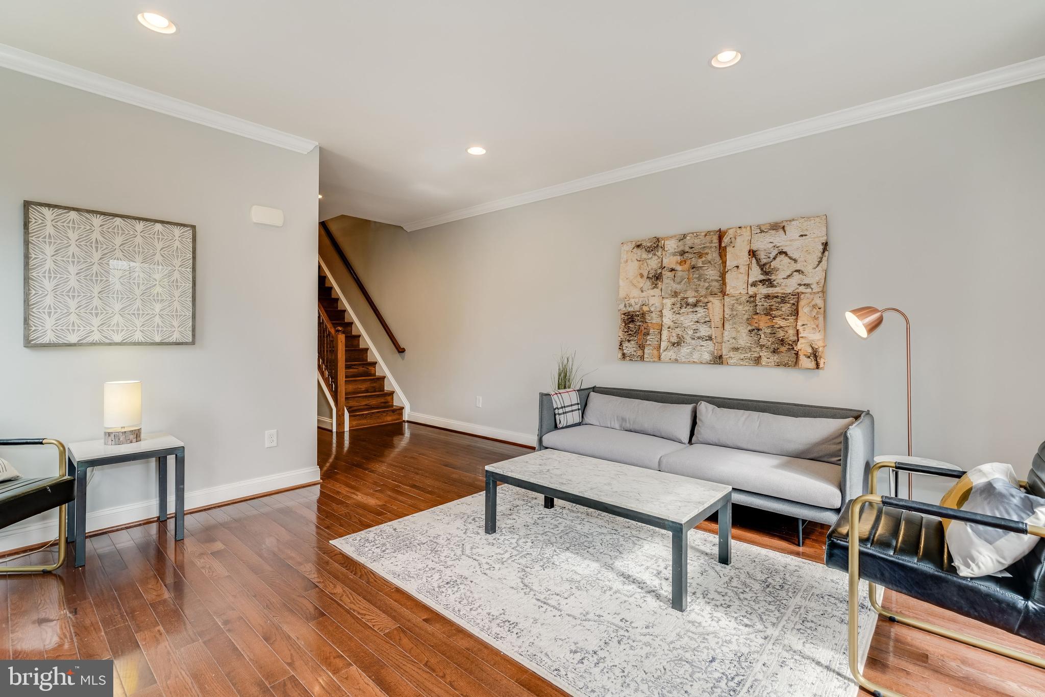 112 East Glebe Road Alexandria, VA 22305 - Photo 2 of 30