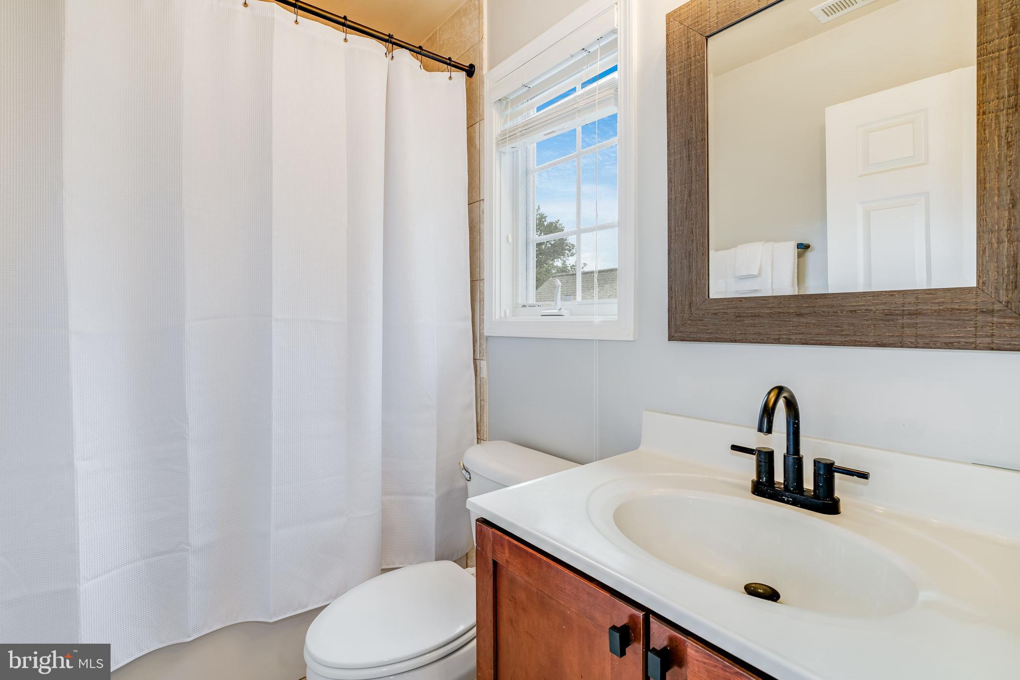 112 East Glebe Road Alexandria, VA 22305 - Photo 22 of 30