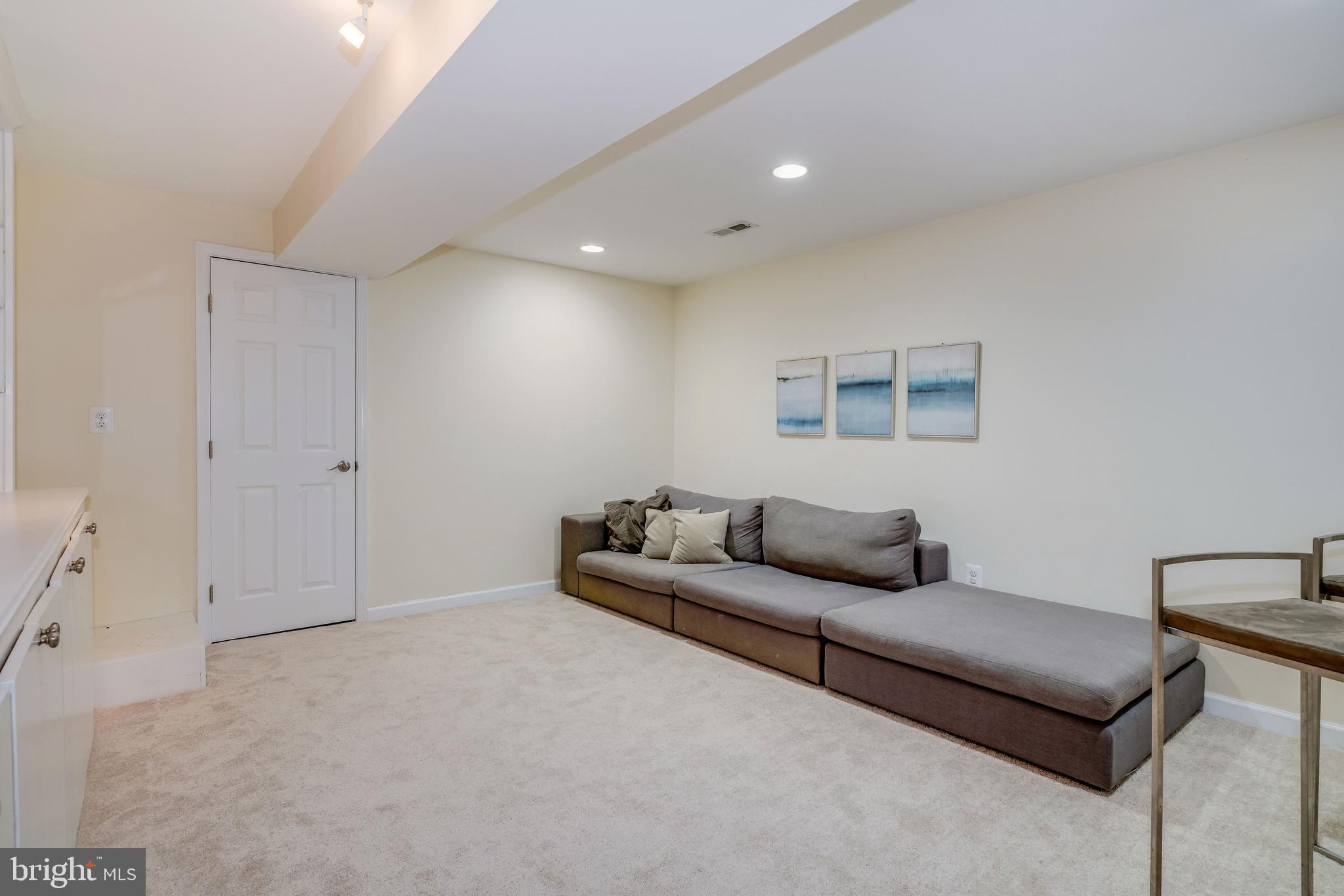 112 East Glebe Road Alexandria, VA 22305 - Photo 23 of 30