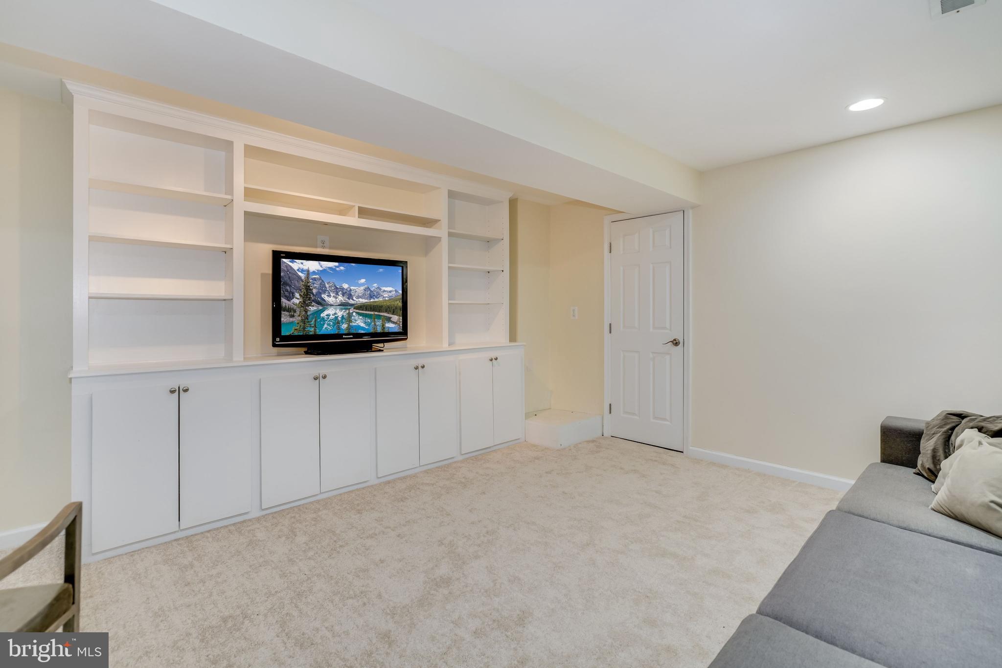 112 East Glebe Road Alexandria, VA 22305 - Photo 24 of 30