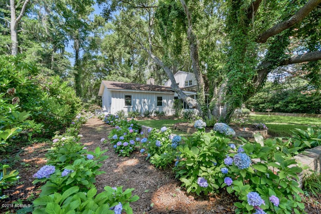 11 Audubon Road Beaufort, SC 29907 - Photo 3 of 50 3