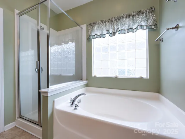 $435,000 | 1822 Charbray Lane, Charlotte, NC 28213