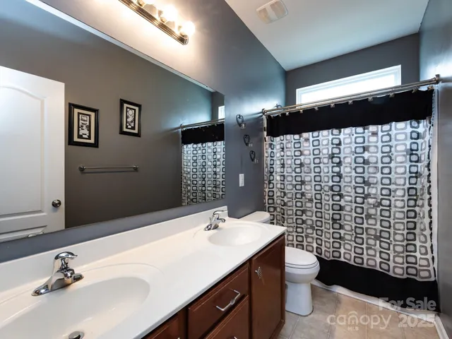 $435,000 | 1822 Charbray Lane, Charlotte, NC 28213