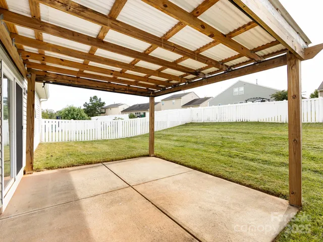 $435,000 | 1822 Charbray Lane, Charlotte, NC 28213