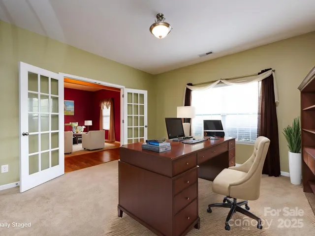 $435,000 | 1822 Charbray Lane, Charlotte, NC 28213