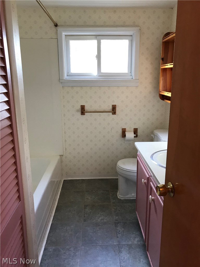 1640 Harwich Road Cleveland, OH 44124 - Photo 26 of 30