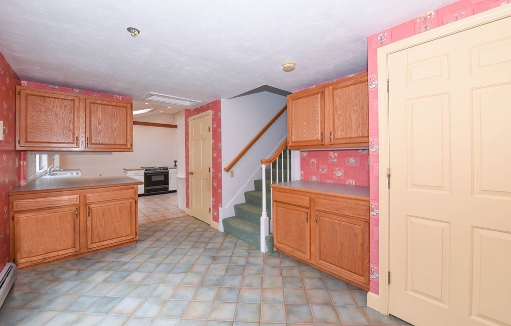 138 Sand Hill Road Groton, MA 01450 - Photo 8 of 26 Gallery Image 8