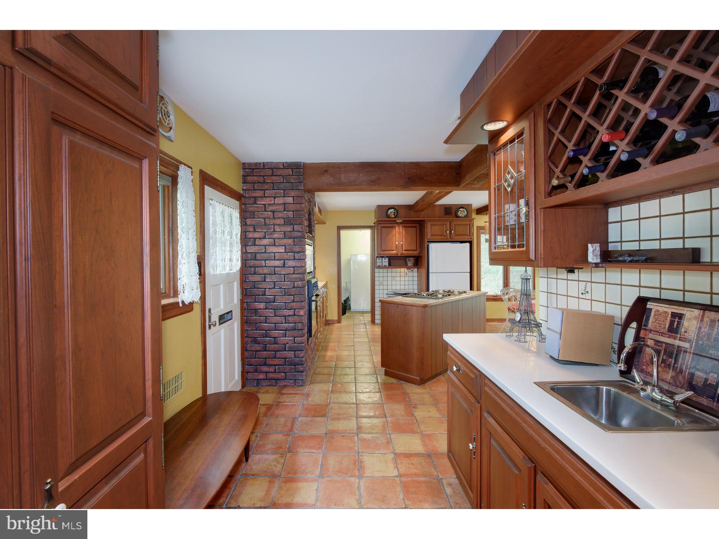 1314 Farr Road Reading, PA 19611 - Photo 12 of 25 Gallery Image 12