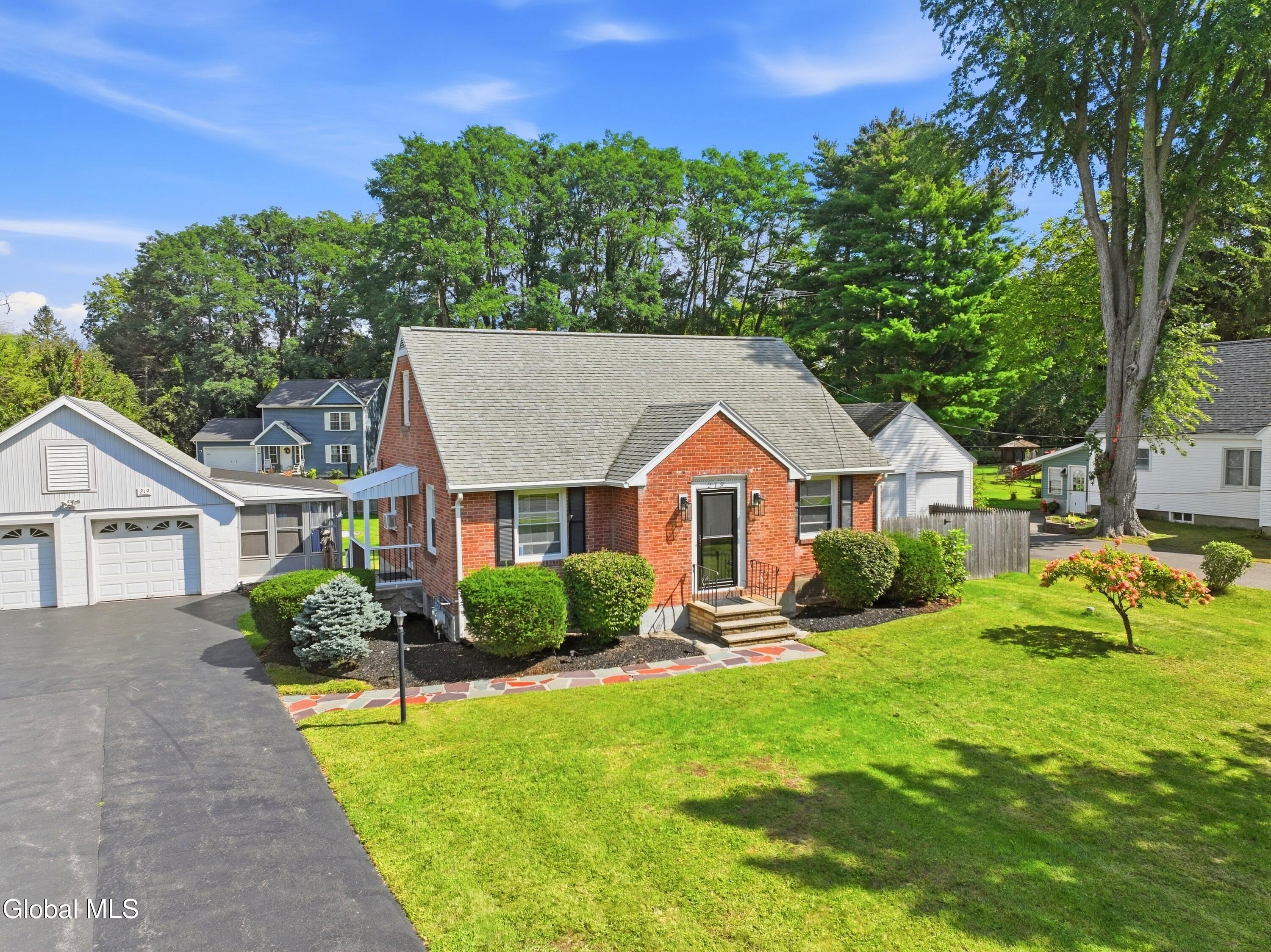 219 Consaul Road Colonie, NY 12205 - Photo 2 of 36 1