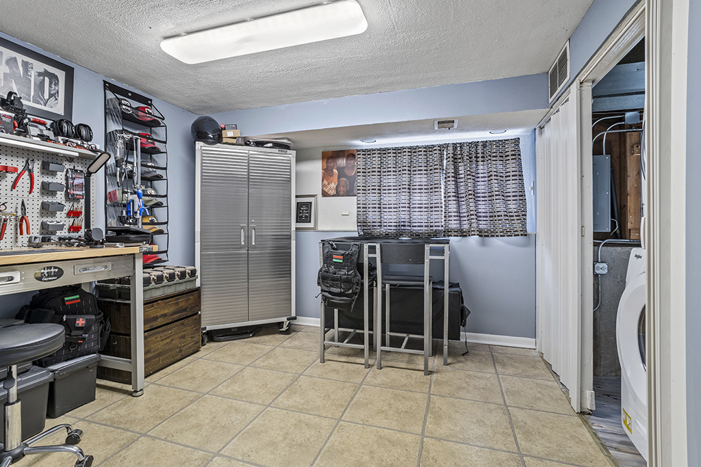 5113 Coulter Road Oak Forest, IL 60452 - Photo 12 of 13 a view of a storage & utility room