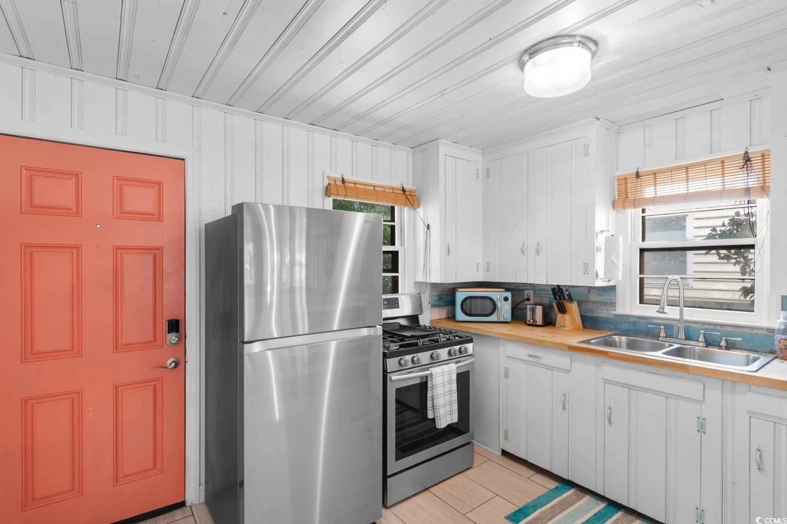 2012 Perrin Drive North Myrtle Beach, SC 29582 - Photo 4 of 40