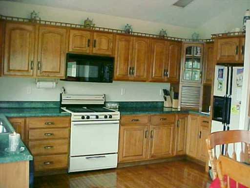 1123 Prospect Road Evans City, PA 16033 - Photo 3 of 8