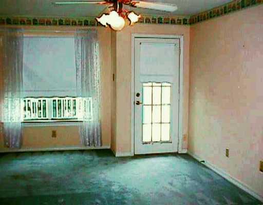 617 Colbert Street, Unit 2 Mandeville, LA 70448 - Photo 8 of 8 Gallery Image 8