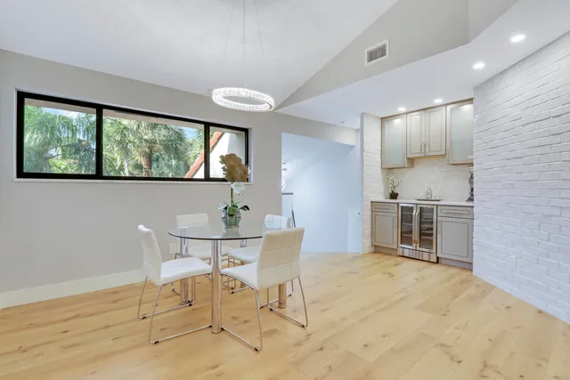 $6,150 | 104 Sea Oats Drive, Unit G, Juno Beach, FL 33408