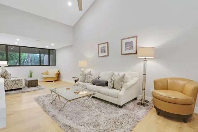 $6,150 | 104 Sea Oats Drive, Unit G, Juno Beach, FL 33408