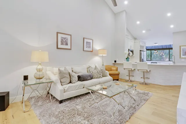 $6,150 | 104 Sea Oats Drive, Unit G, Juno Beach, FL 33408