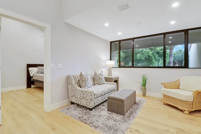 $6,150 | 104 Sea Oats Drive, Unit G, Juno Beach, FL 33408