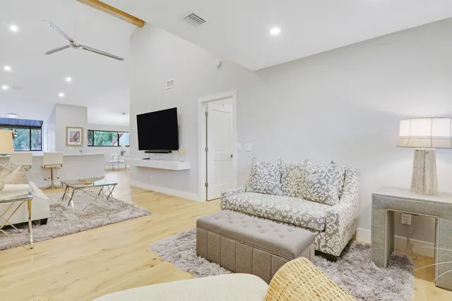 $6,150 | 104 Sea Oats Drive, Unit G, Juno Beach, FL 33408