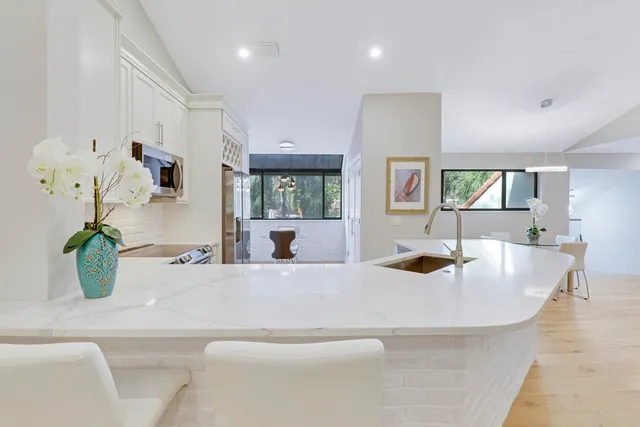 $6,150 | 104 Sea Oats Drive, Unit G, Juno Beach, FL 33408