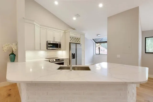 $6,150 | 104 Sea Oats Drive, Unit G, Juno Beach, FL 33408