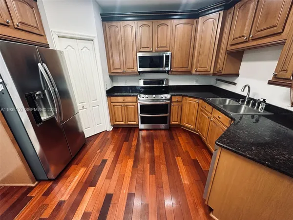 $350,000 | 3125 Stonewater Drive, Unit 3125, Lakeland, FL 33803