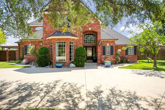 $549,900 | 4501 Aberdeen Drive, Amarillo, TX 79119