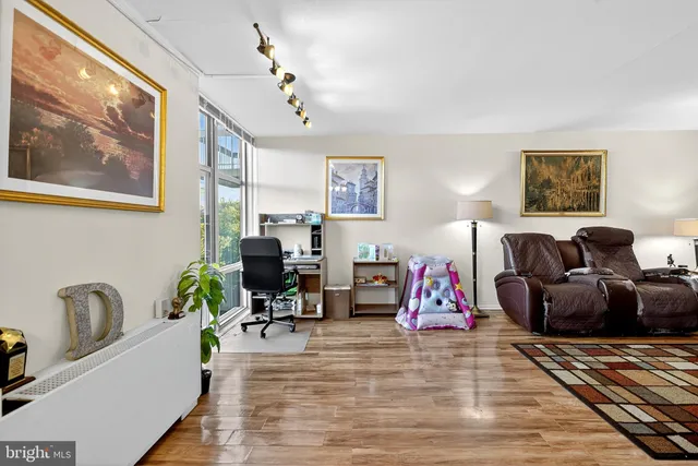 $130,000 | 3600 Conshohocken Avenue, Unit 706, Philadelphia, PA 19131