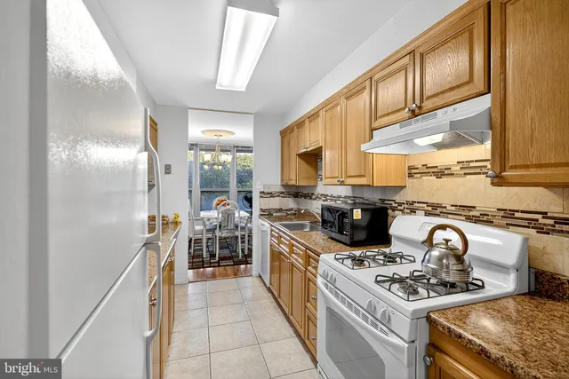 $130,000 | 3600 Conshohocken Avenue, Unit 706, Philadelphia, PA 19131