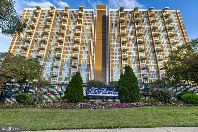 $130,000 | 3600 Conshohocken Avenue, Unit 706, Philadelphia, PA 19131