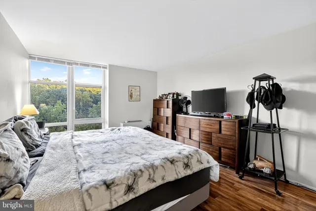 $130,000 | 3600 Conshohocken Avenue, Unit 706, Philadelphia, PA 19131