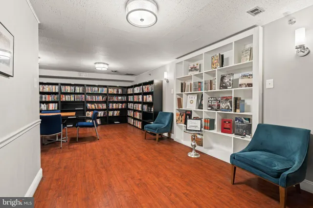 $130,000 | 3600 Conshohocken Avenue, Unit 706, Philadelphia, PA 19131