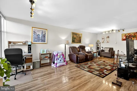 $125,000 | 3600 Conshohocken Avenue, Unit 706, Philadelphia, PA 19131