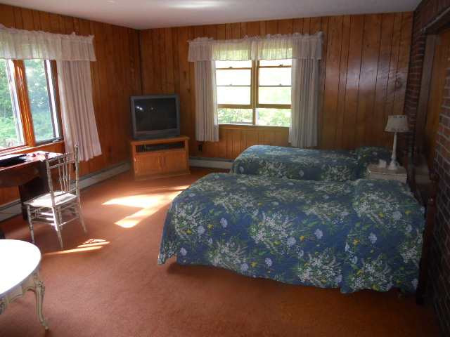 10 Perry Road Troy, NY 12182 - Photo 7 of 12 Photo 7