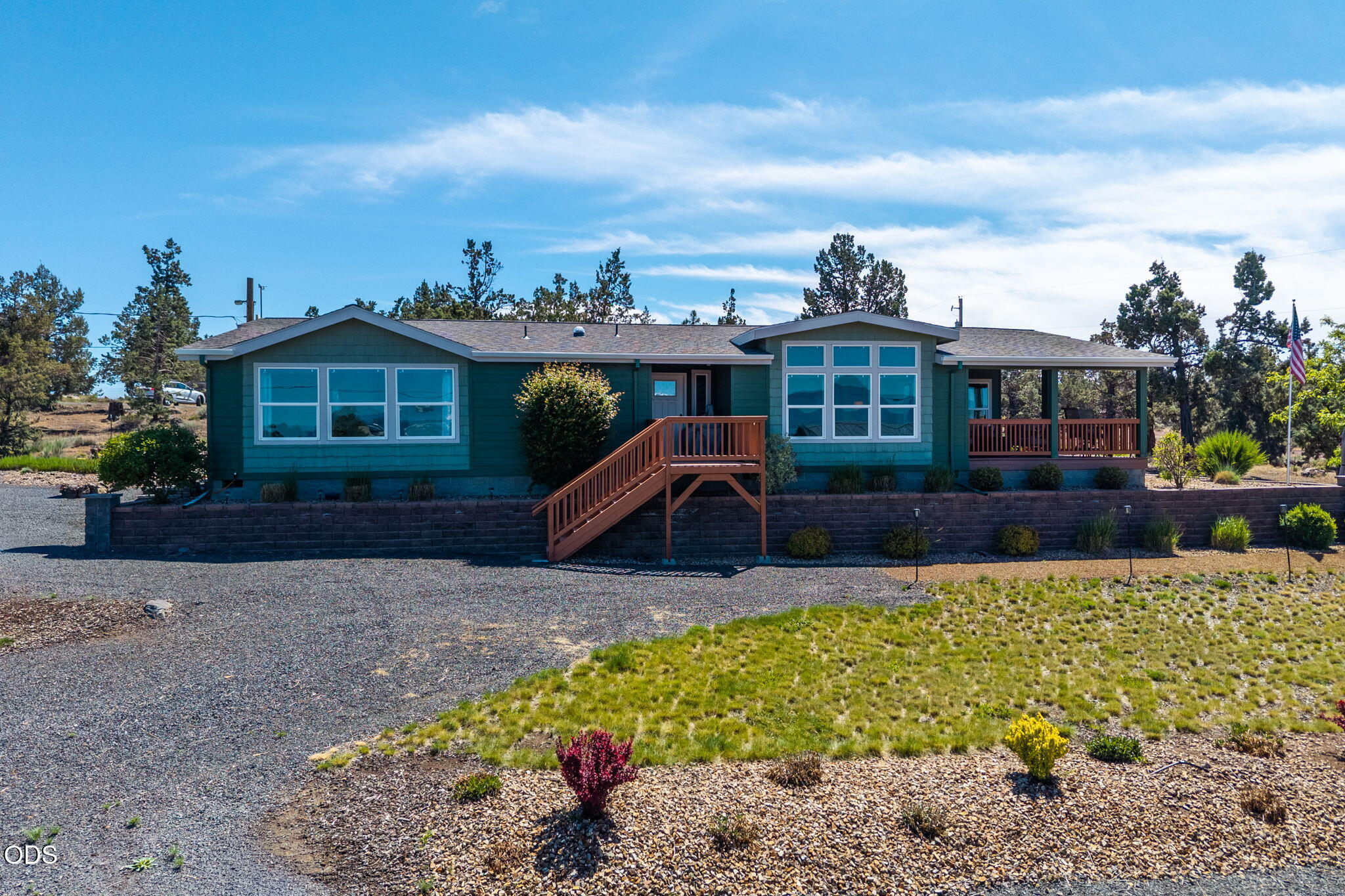 20810 89th Street Bend, OR 97703 - Photo 3 of 87