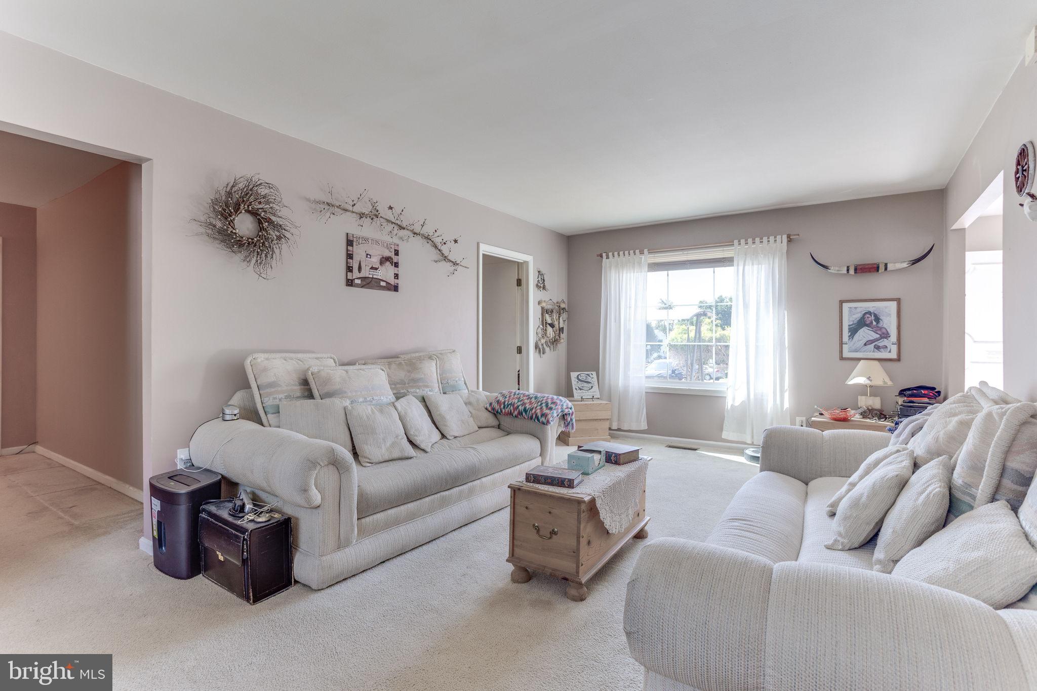 202 North Sycamore Road Sterling, VA 20164 - Photo 2 of 38 Bright Living Room