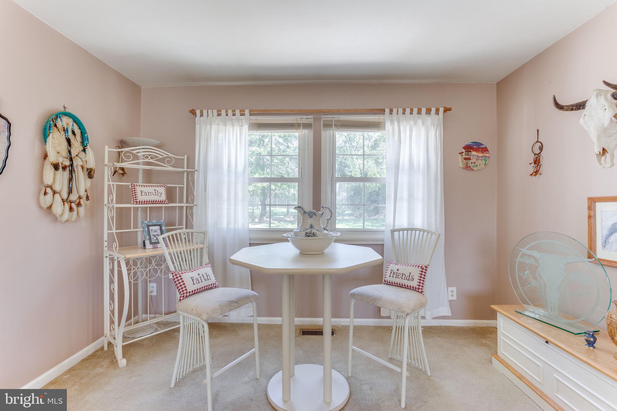 202 North Sycamore Road Sterling, VA 20164 - Photo 17 of 38 Gallery Image 17