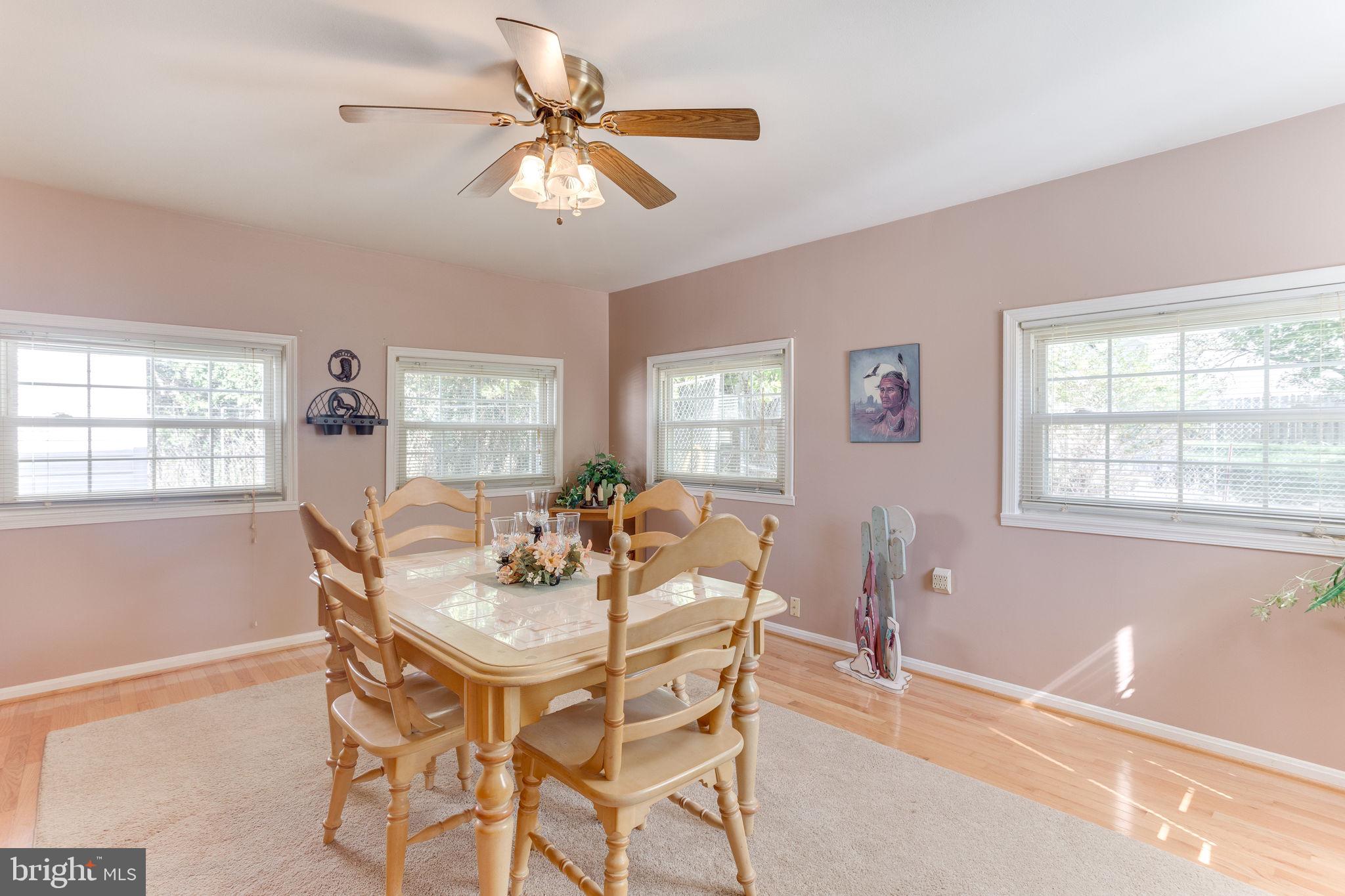 202 North Sycamore Road Sterling, VA 20164 - Photo 26 of 38 Gallery Image 26