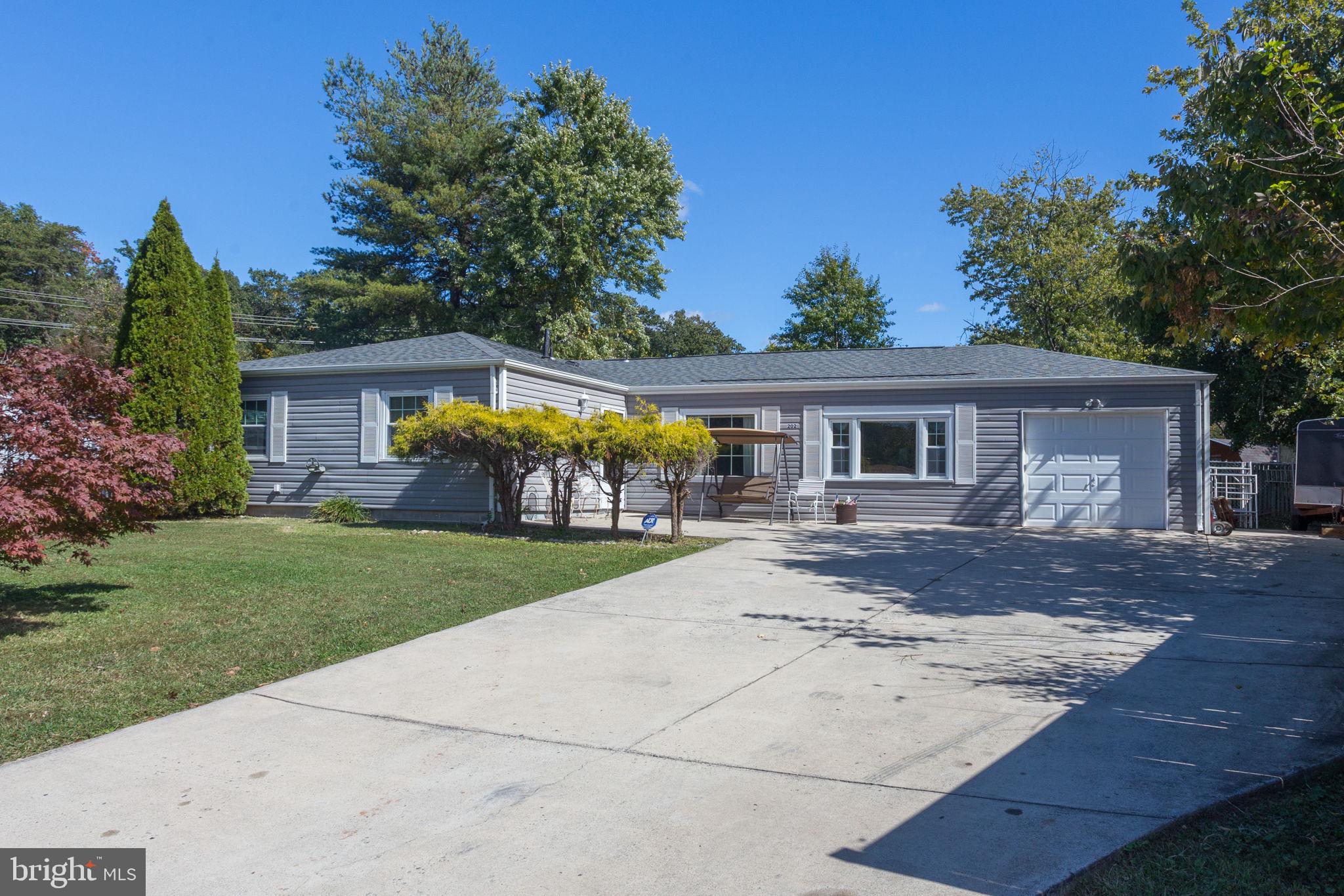 202 North Sycamore Road Sterling, VA 20164 - Photo 38 of 38 Gallery Image 38