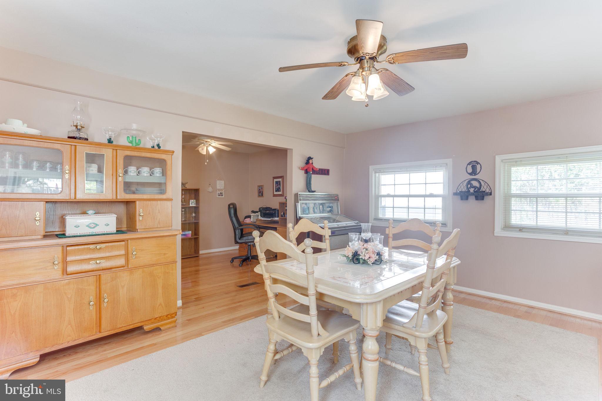 202 North Sycamore Road Sterling, VA 20164 - Photo 5 of 38 Dining Room