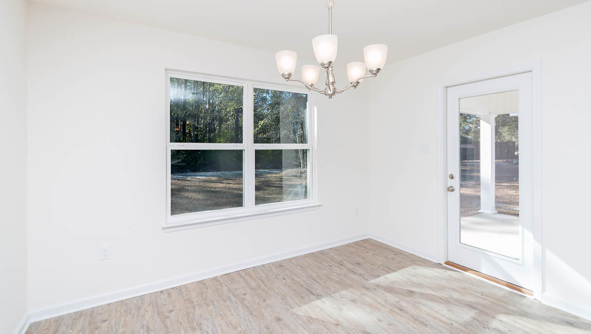 546 Earl Godwin Road Freeport, FL 32439 - Photo 8 of 24 Gallery Image 8