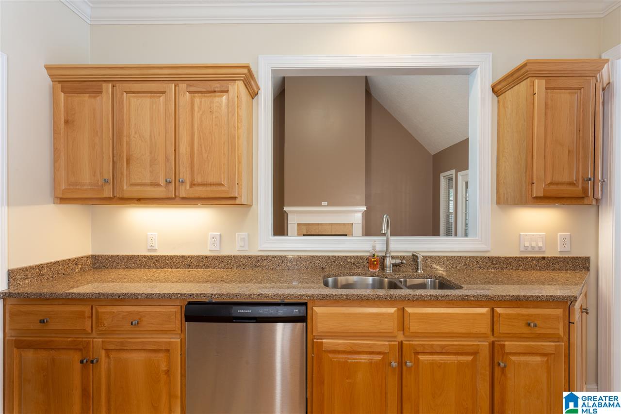 111 Timberview Lane Anniston, AL 36207 - Photo 7 of 40
