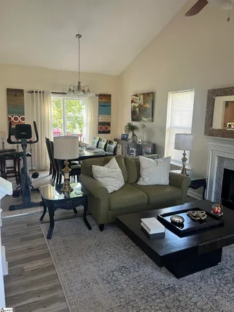 $2,000 | 110 Shelby Court, Simpsonville, SC 29681